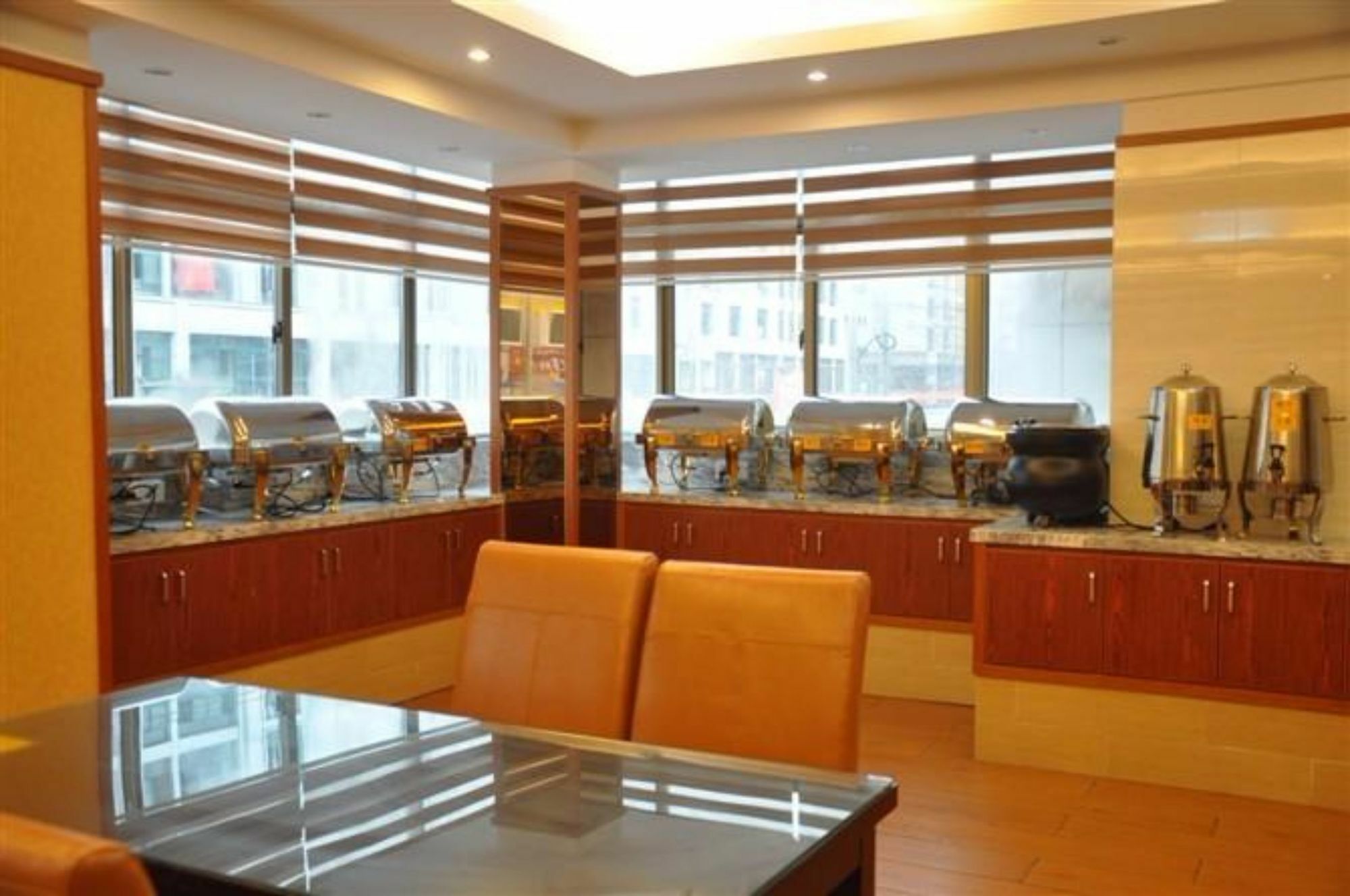 Yiwu Ruifeng Hotel Экстерьер фото